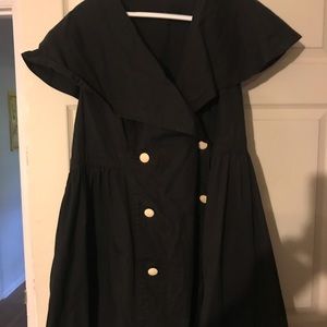 Black dress with wide collar with pockets!